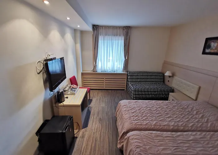 Mihailo Hotel Andjela