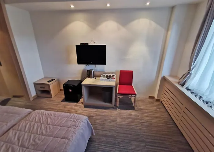 Mihailo Hotel Andjela